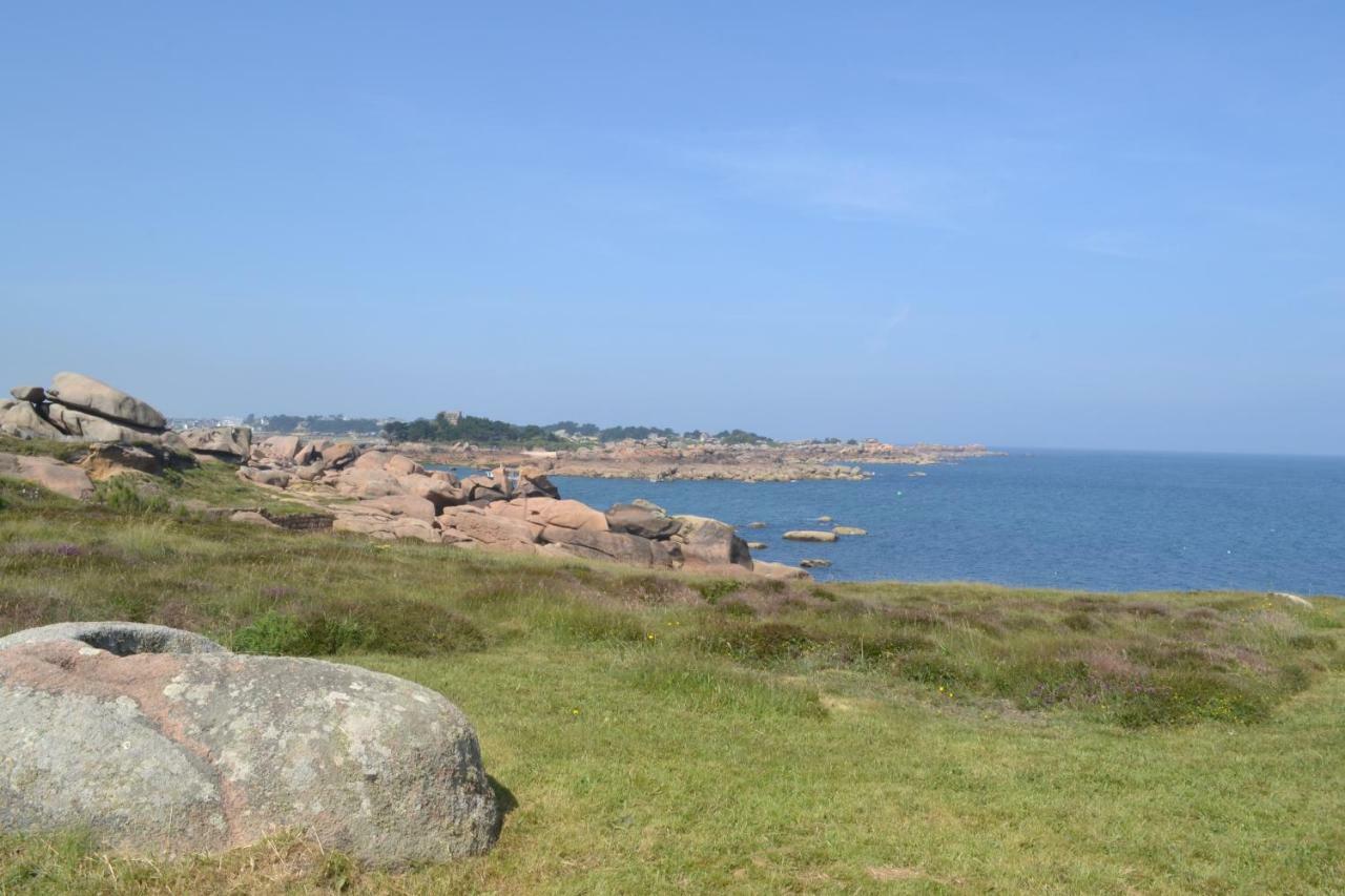 Gite Du Port Sur La Presqu'Ile De Lézardrieux エクステリア 写真